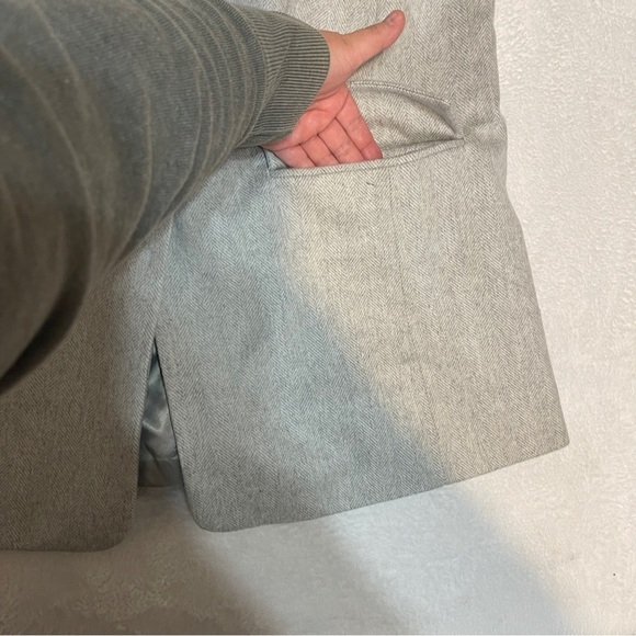 Talbots Plus Tailored Gray Wool Blend Single Breast Professional Blazer - Picture 8 of 11